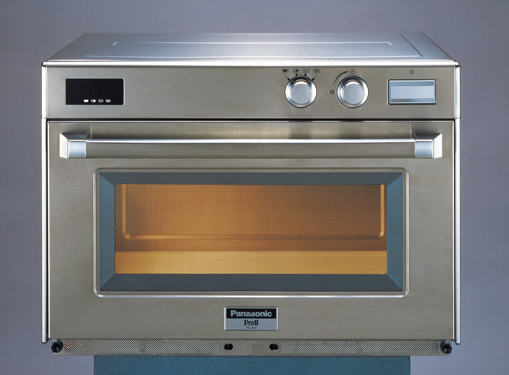 Panasonic NE 1840 Mikrowelle